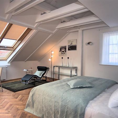 Residence Karlova Прага Екстериор снимка