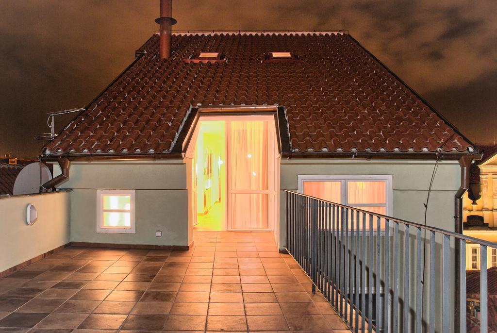 Residence Karlova Прага Екстериор снимка