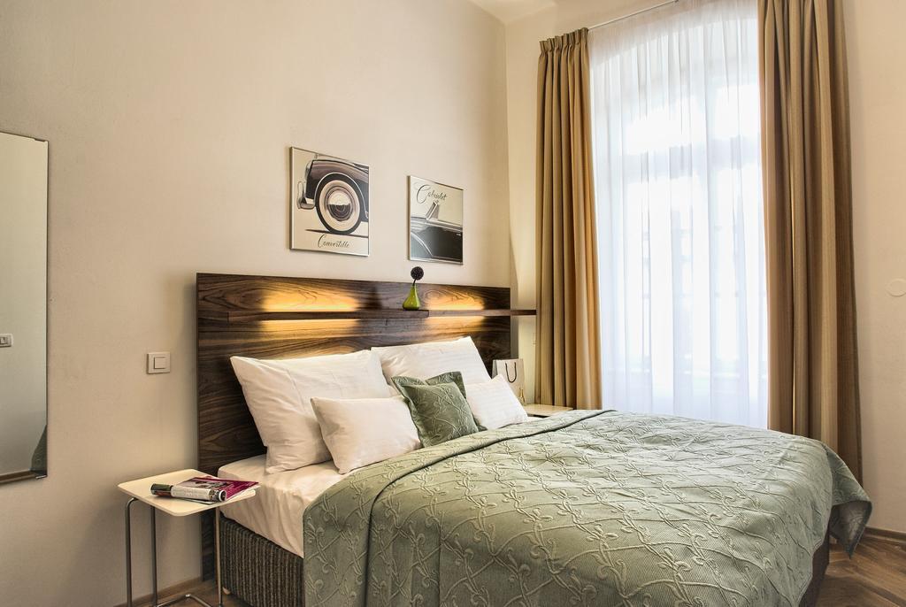 Residence Karlova Прага Екстериор снимка